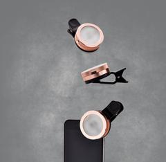 That Selphie Pro Thing! Rose-gold clip-on selphie light